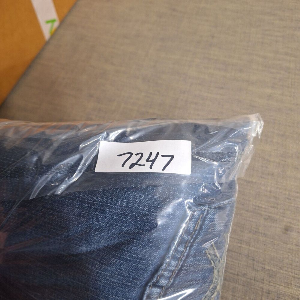BKE Men's Straight Jeans - Blue - Picture 12 of 12